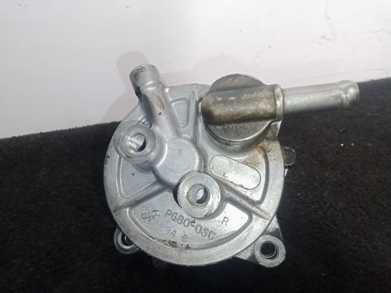 Recambio de depresor freno / bomba vacio para opel monterey 3.0 dti cat referencia OEM IAM PG8003C  