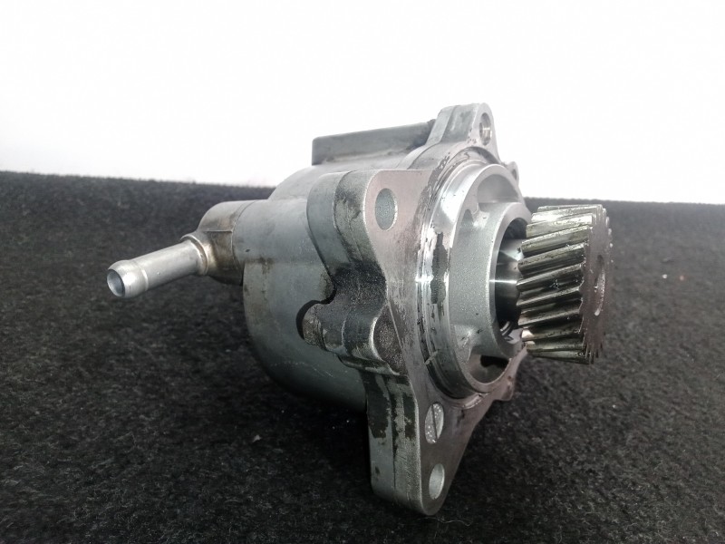 Recambio de depresor freno / bomba vacio para opel monterey 3.0 dti cat referencia OEM IAM PG8003C  