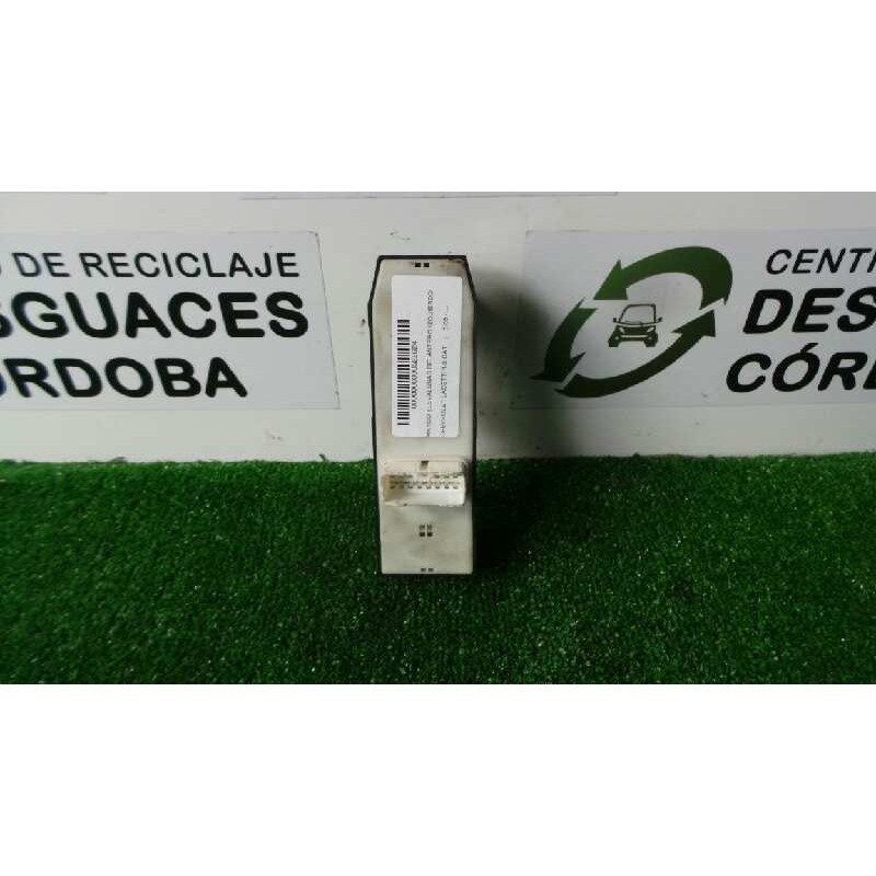 Recambio de mando elevalunas delantero izquierdo para chevrolet lacetti 1.6 cat referencia OEM IAM 621W04460 4.BOTONES 
