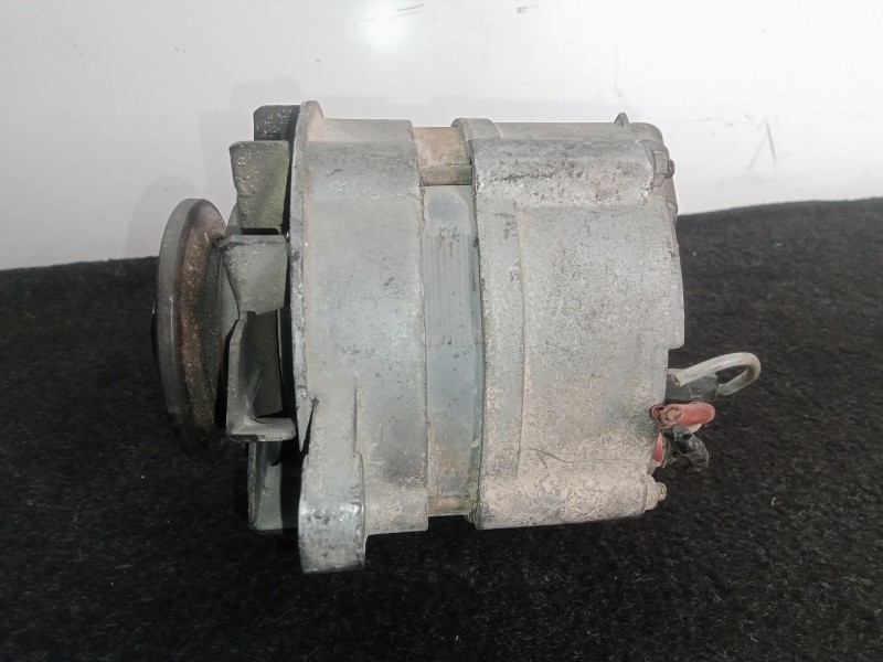 Recambio de alternador para renault 12 1.3 referencia OEM IAM  BOSCH POLEA.FIJA
