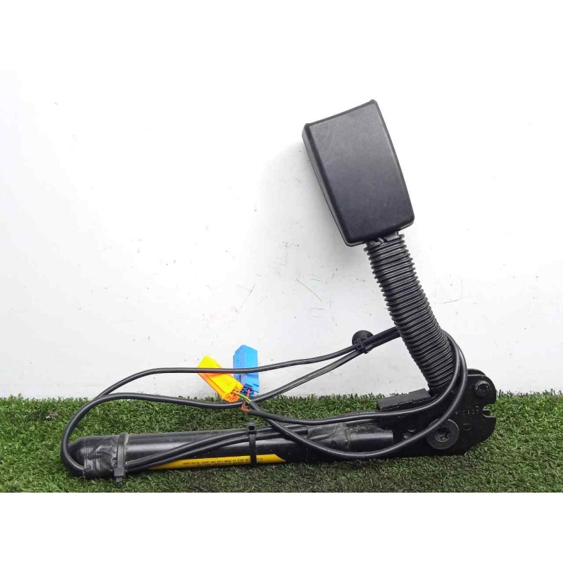 Recambio de enganche cinturon delantero derecho para land rover freelander (lr2) 2.2 td4 cat referencia OEM IAM 6G9N61208CC  