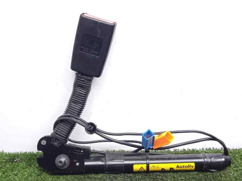 Recambio de enganche cinturon delantero derecho para land rover freelander (lr2) 2.2 td4 cat referencia OEM IAM 6G9N61208CC  