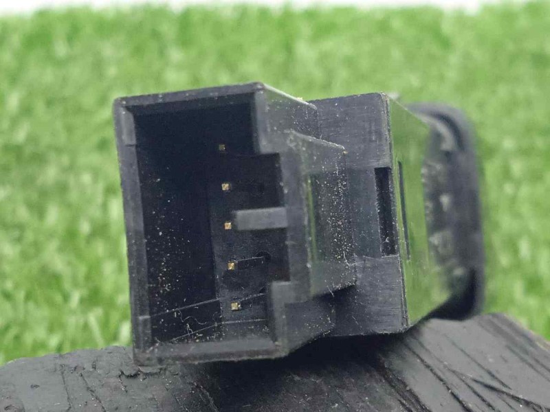 Recambio de warning para volvo s60 lim. 2.0 diesel cat referencia OEM IAM 9123681 5.PINES 