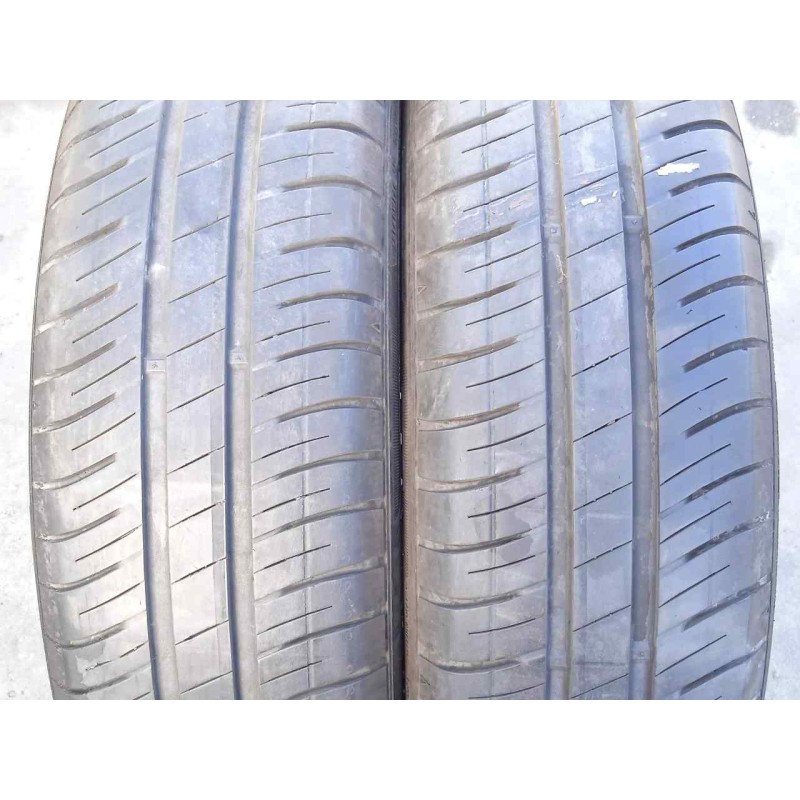 Recambio de pareja neumaticos para renault clio iii 1.2 referencia OEM IAM 165/65R1581T 81T GOODYEAR EFICIENT GRIP