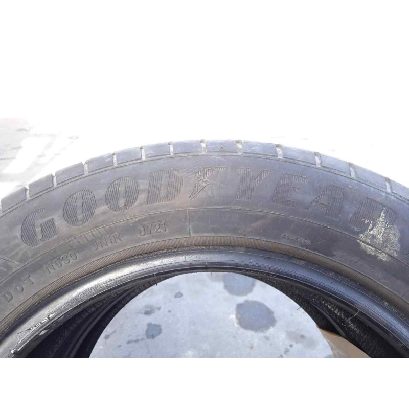 Recambio de pareja neumaticos para renault clio iii 1.2 referencia OEM IAM 165/65R1581T 81T GOODYEAR EFICIENT GRIP