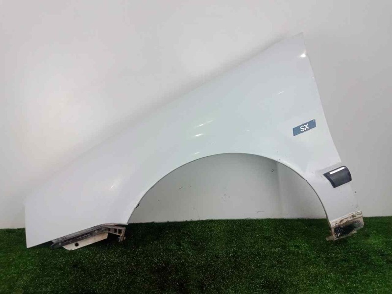 Recambio de aleta delantera izquierda para renault 19 hatchback (b/c53) 1.4 g referencia OEM IAM  BLANCO 