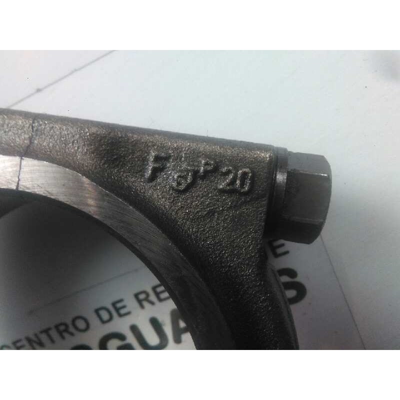 Recambio de biela para volvo fl xxx referencia OEM IAM 1792R  