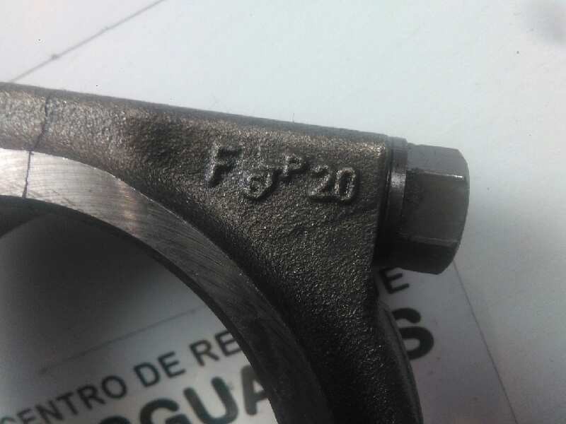 Recambio de biela para volvo fl xxx referencia OEM IAM 1792R  