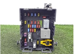Recambio de caja reles / fusibles para fiat freemont (345) 2.0 16v multijet cat referencia OEM IAM 68068355AE   2