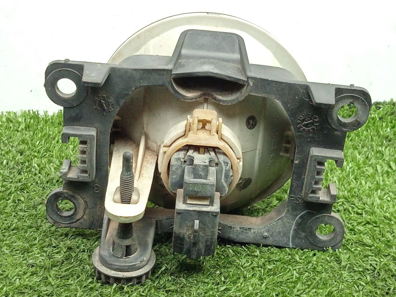 Recambio de faro antiniebla derecho para peugeot 206+ 1.1 referencia OEM IAM 9685425180 AMBOS.LADOS 
