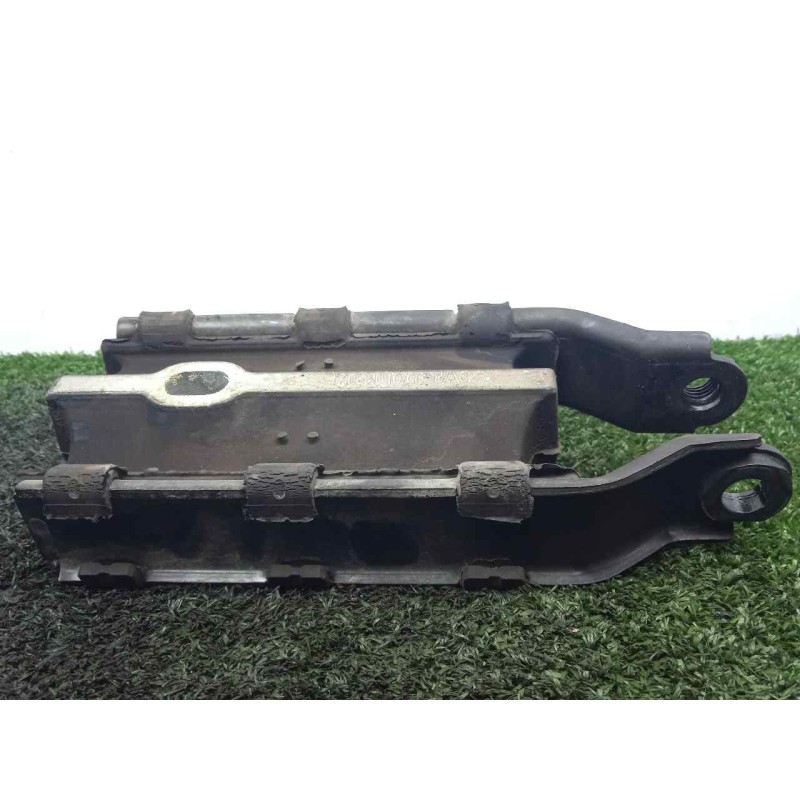 Recambio de soporte motor para volvo s60 lim. 2.0 diesel cat referencia OEM IAM 8G9N6P082BA  