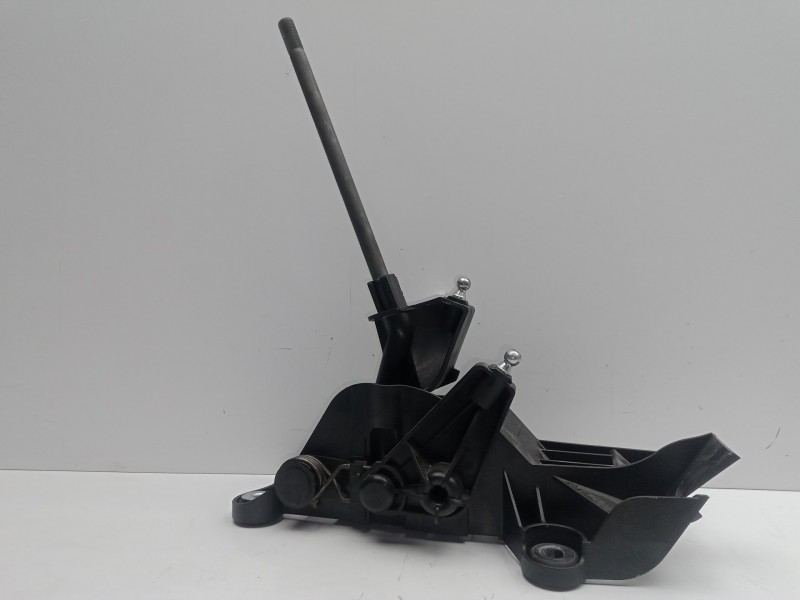 Recambio de palanca cambio para ford fiesta (cb1) 1.25 16v cat referencia OEM IAM 8A6R7C453MAB  