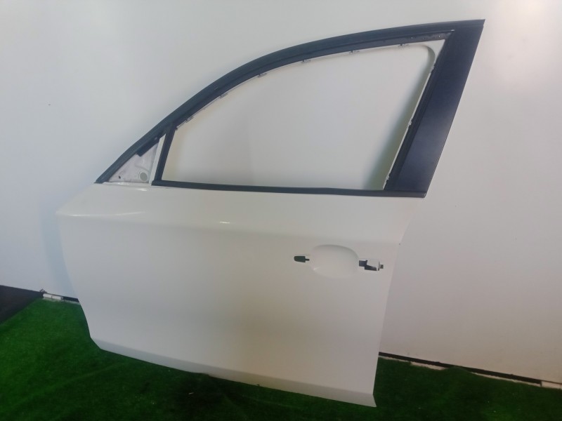 Recambio de puerta delantera izquierda para bmw serie 1 berlina (e81/e87) 2.0 16v referencia OEM IAM   
