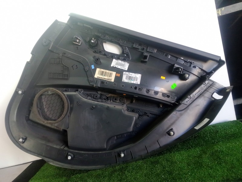 Recambio de guarnecido puerta trasera izquierda para peugeot 508 2.0 16v hdi fap referencia OEM IAM 9686807577-G2231004  