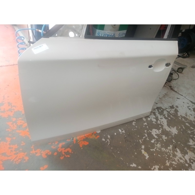 Recambio de puerta delantera izquierda para bmw serie 1 berlina (e81/e87) 2.0 16v referencia OEM IAM   