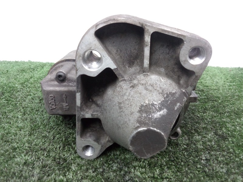 Recambio de motor arranque para renault scenic (ja..) 1.4 cat referencia OEM IAM D7E22 VALEO 8.DIENTES