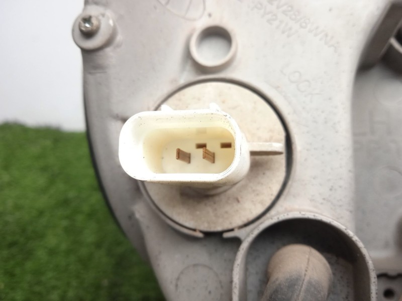 Recambio de faro izquierdo para kia carnival ii 2.9 crdi cat referencia OEM IAM 0K54E51040A  01-06