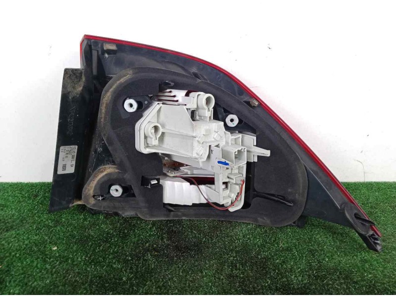 Recambio de piloto trasero izquierdo para volvo s60 lim. 2.0 diesel cat referencia OEM IAM 30796267  