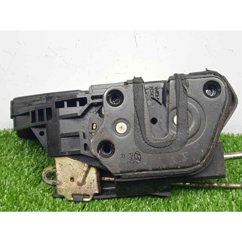Recambio de cerradura puerta delantera derecha para hyundai elantra (xd) 2.0 crdi cat referencia OEM IAM  5.PINES 