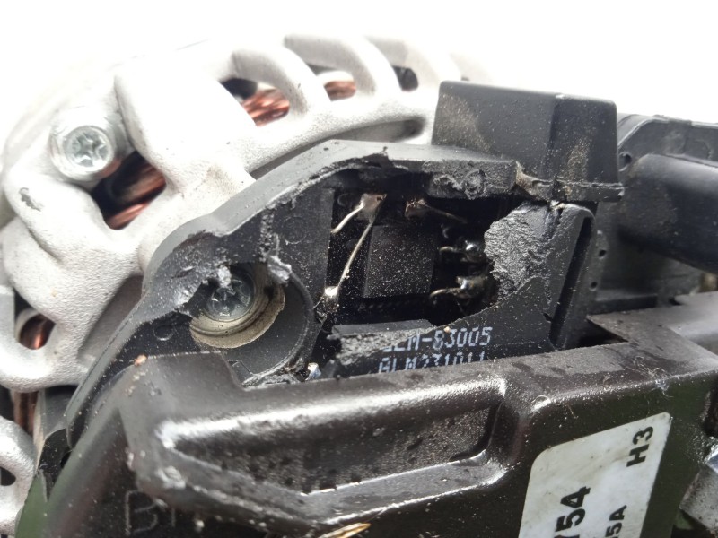 Recambio de alternador para renault megane i (ba0/1_) 1.6 e (ba0f, ba0s) referencia OEM IAM CGB13754 POLEA.FIJA - 6.CANALES 105A