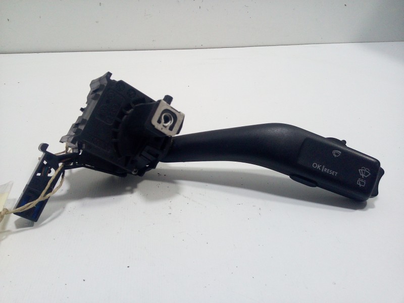 Recambio de mando limpia para seat toledo (5p2) 2.0 tdi referencia OEM IAM 1K0953519A  