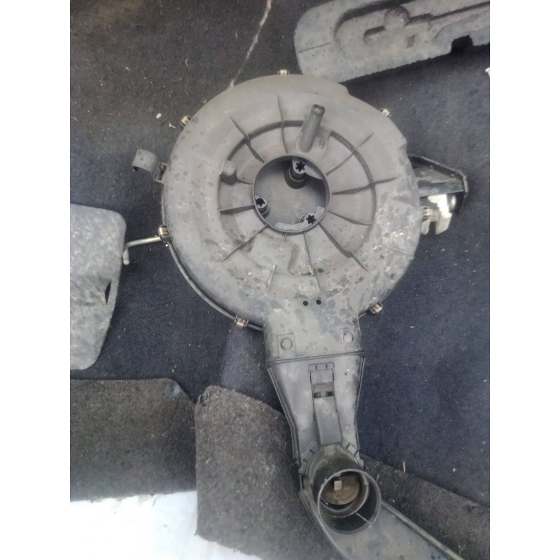 Recambio de filtro aire para opel kadett e 1.6 referencia OEM IAM 90232145  