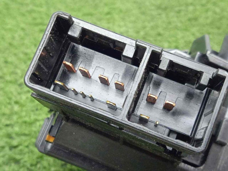 Recambio de mando limpia para toyota avensis (t27) 2.2 d-4d cat referencia OEM IAM 8465205180  