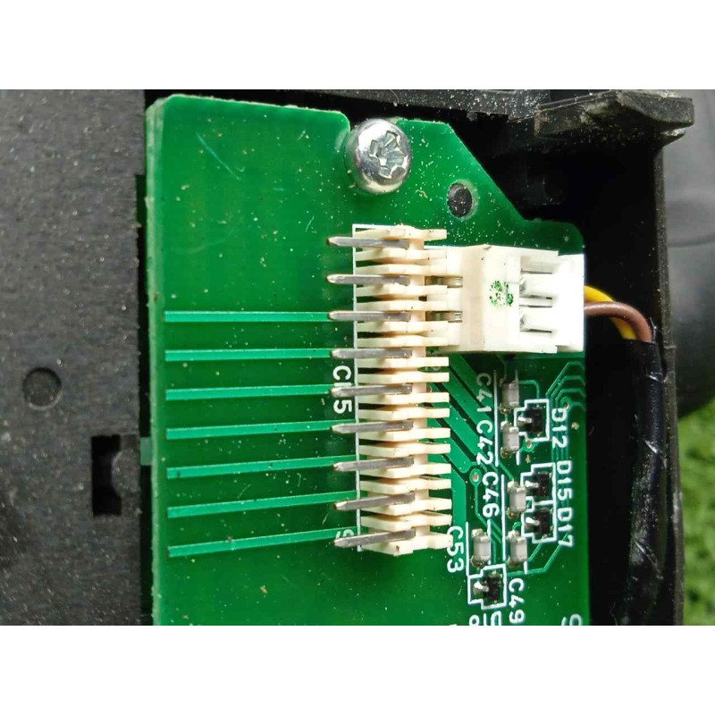 Recambio de mando luces para land rover freelander (lr2) 2.2 td4 cat referencia OEM IAM 6G9N3F972FA  