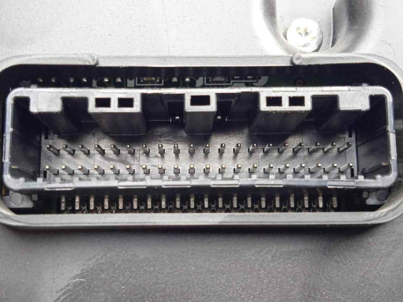 Recambio de cuadro instrumentos para toyota avensis (t27) 2.2 d-4d cat referencia OEM IAM 8380005N30  