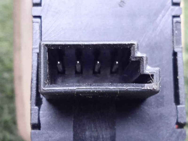 Recambio de mando elevalunas trasero derecho para bmw x3 (e83) 2.0 turbodiesel cat referencia OEM IAM 3448654  