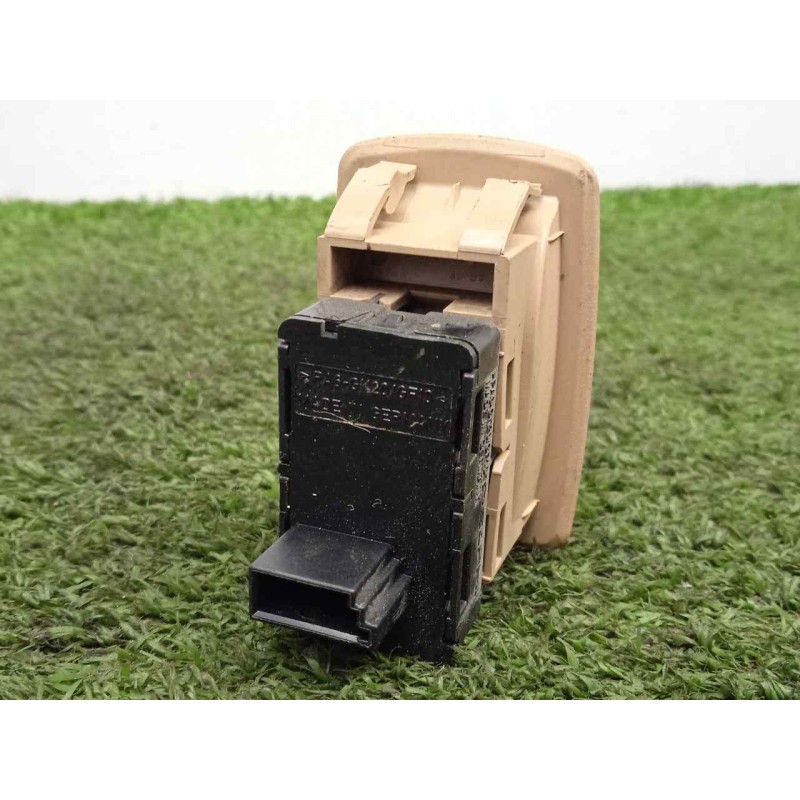 Recambio de mando elevalunas trasero izquierdo para bmw x3 (e83) 2.0 turbodiesel cat referencia OEM IAM 3445654  