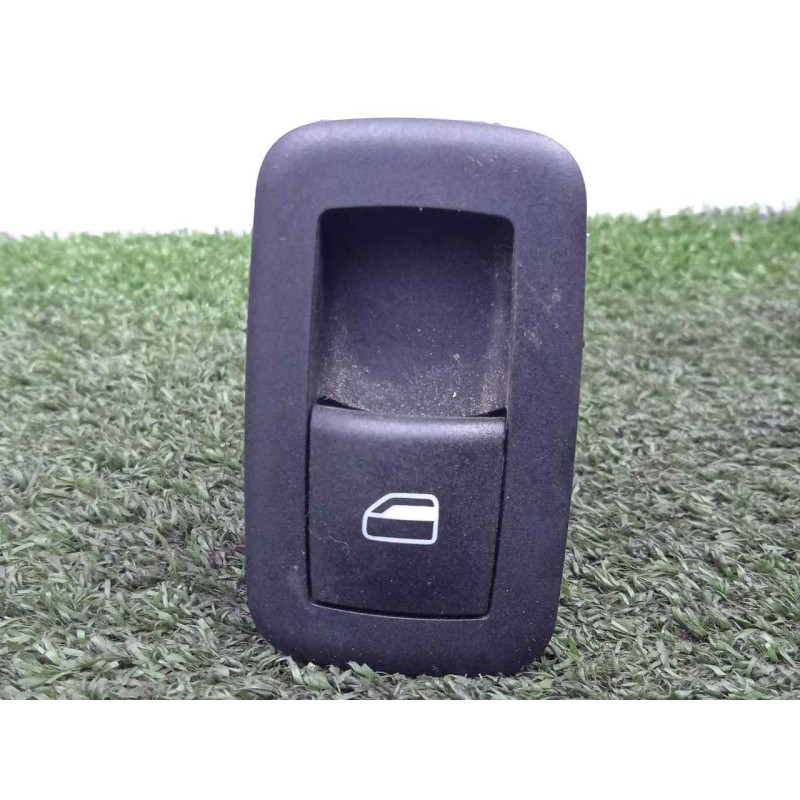 Recambio de mando elevalunas trasero izquierdo para fiat freemont (345) 2.0 16v multijet cat referencia OEM IAM 56046832AB  