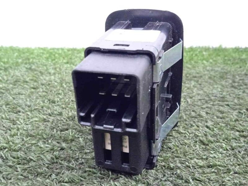 Recambio de mando elevalunas trasero izquierdo para fiat freemont (345) 2.0 16v multijet cat referencia OEM IAM 56046832AB  