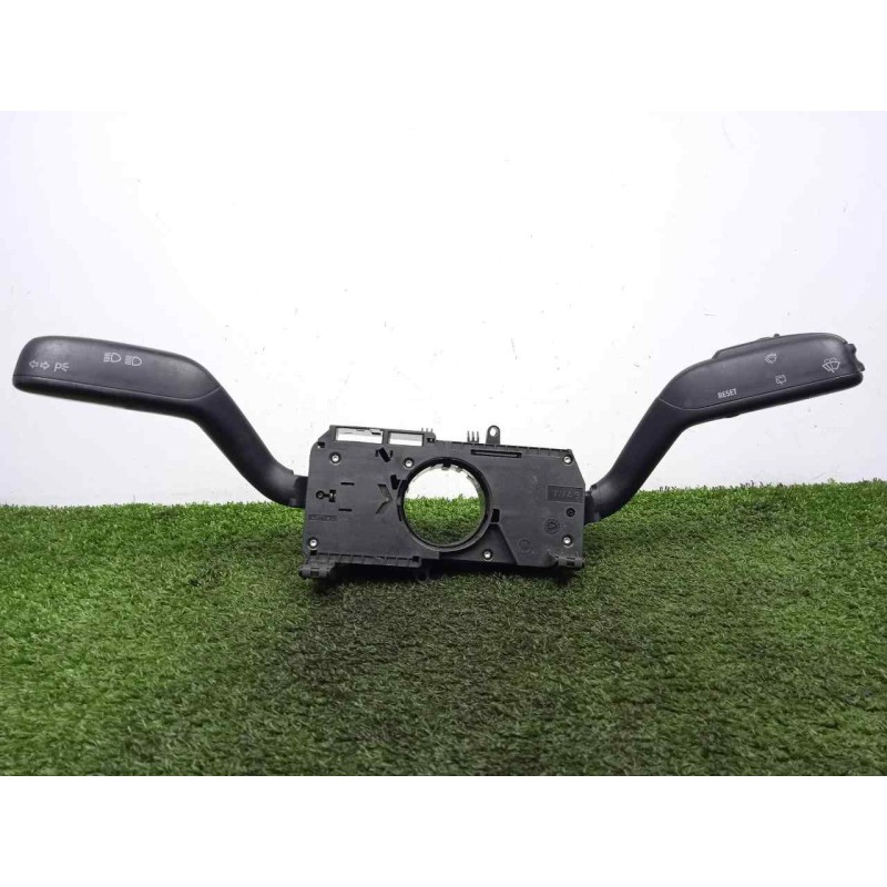 Recambio de mando luces para skoda fabia (5j2 ) 1.2 referencia OEM IAM 7H0953503BL MANDO.DOBLE 