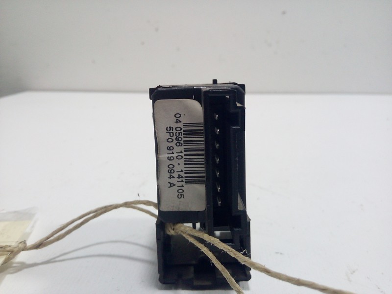 Recambio de regulador faros para seat toledo (5p2) 2.0 tdi referencia OEM IAM 5P0919094A  7.PINES