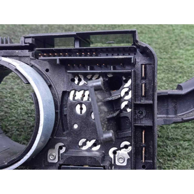 Recambio de mando luces para skoda fabia (5j2 ) 1.2 referencia OEM IAM 7H0953503BL MANDO.DOBLE 