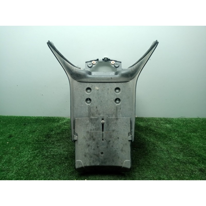 Recambio de guardabarros trasero para bmw r 1200 rt referencia OEM IAM  K52 - 14-19 PORTAMATRICULAS TRASERO