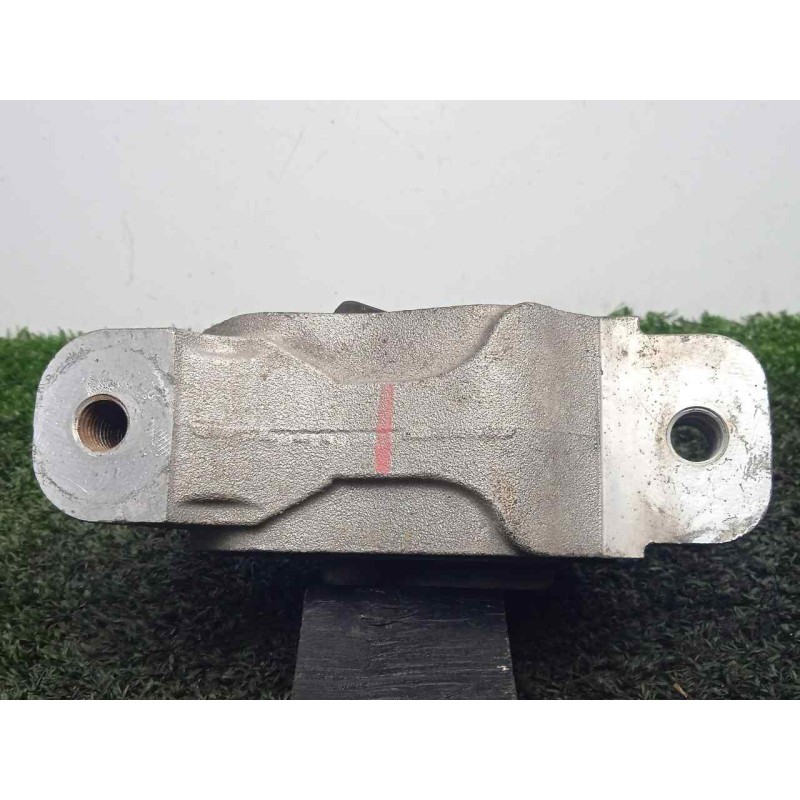 Recambio de soporte motor para volvo s60 lim. 2.0 diesel cat referencia OEM IAM 8070M18  