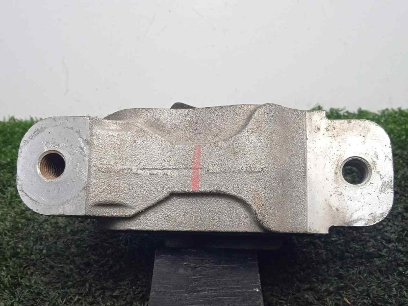 Recambio de soporte motor para volvo s60 lim. 2.0 diesel cat referencia OEM IAM 8070M18  