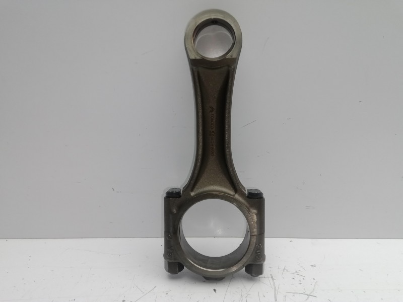 Recambio de biela para peugeot boxer furgón 2.0 blue-hdi fap cat referencia OEM IAM 303  