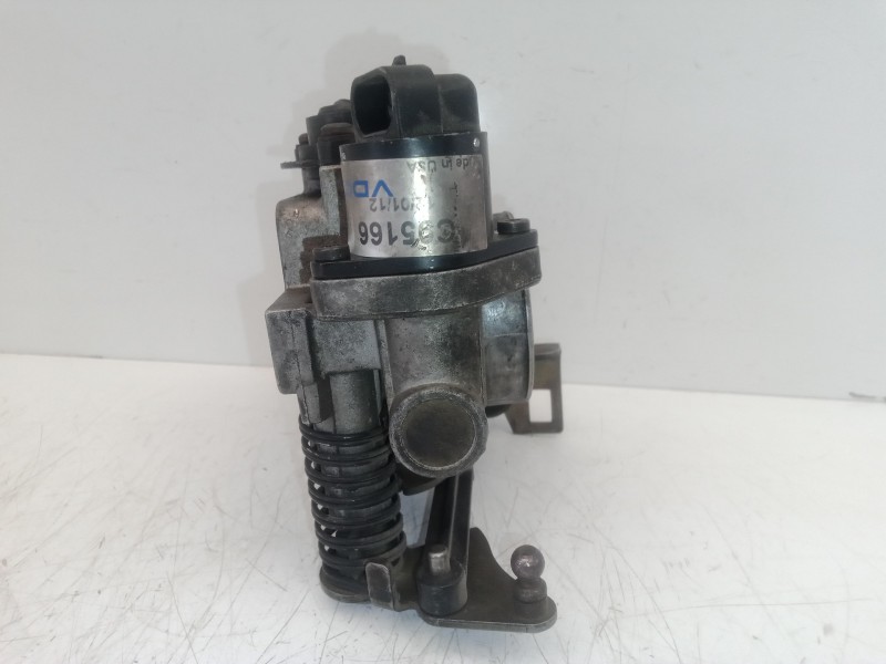 Recambio de caja mariposa para opel vectra b berlina 1.6 16v referencia OEM IAM 90529710  