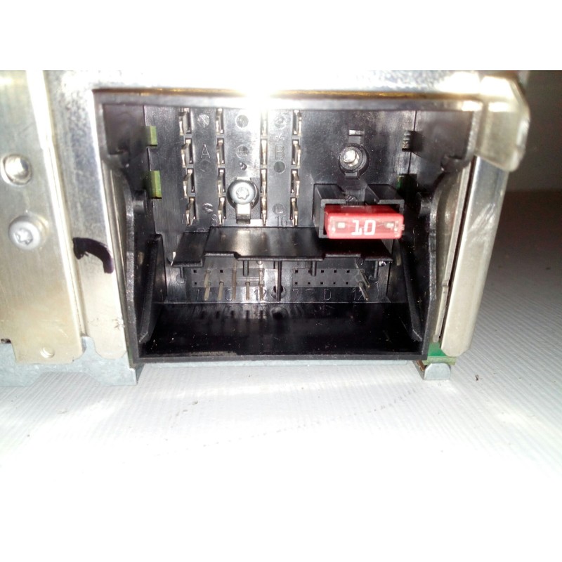Recambio de sistema audio / radio cd para seat toledo (5p2) 2.0 tdi referencia OEM IAM 5P1035186N87  