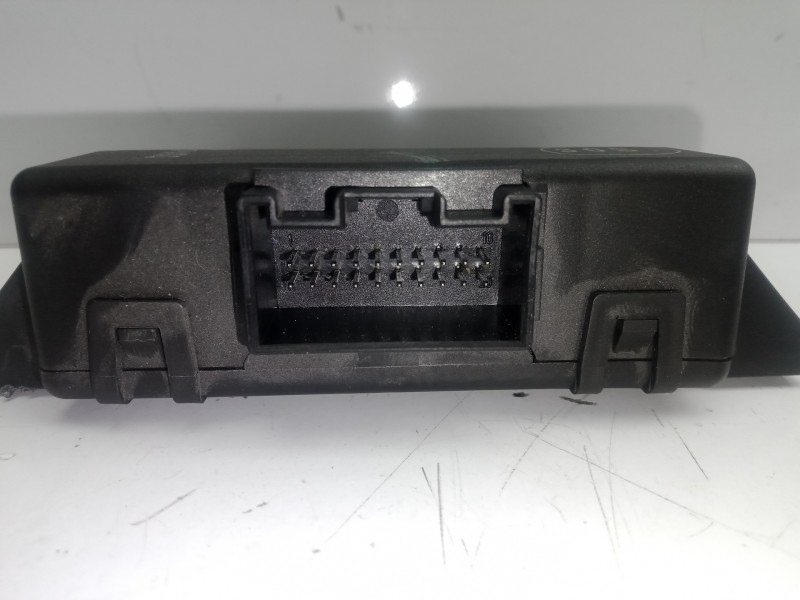 Recambio de modulo electronico para audi a5 coupe (8t) 2.7 v6 24v tdi referencia OEM IAM 8T0907468D  