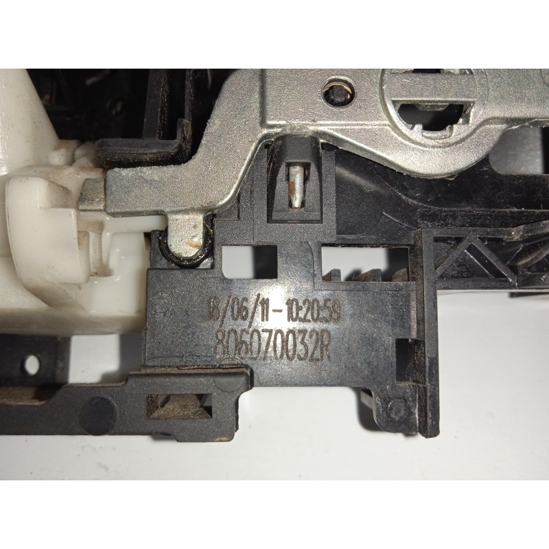 Recambio de maneta exterior delantera izquierda para renault scenic iii grand dynamique referencia OEM IAM 806070032R  