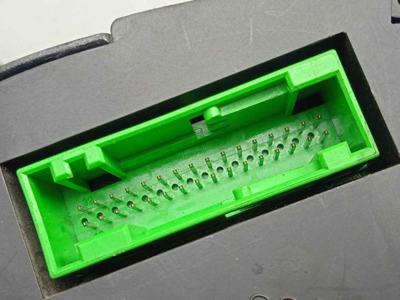 Recambio de cuadro instrumentos para seat leon (1m1) 1.9 tdi referencia OEM IAM 110080012004-1M0920800C  