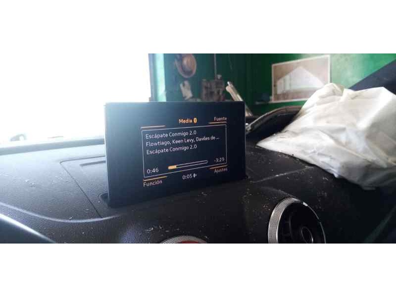 Recambio de pantalla multifuncion para audi a3 sedán(8vs) 2.0 16v tdi referencia OEM IAM 8V0857273M  