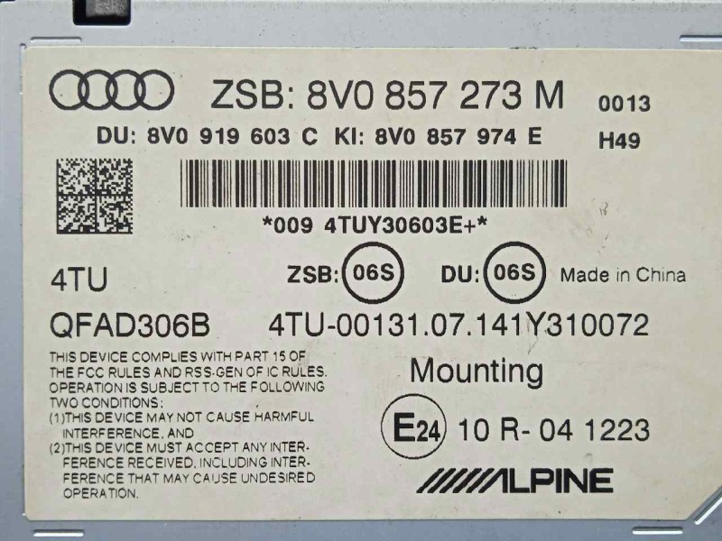 Recambio de pantalla multifuncion para audi a3 sedán(8vs) 2.0 16v tdi referencia OEM IAM 8V0857273M  