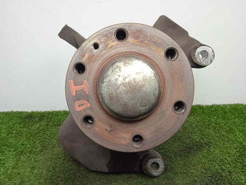 Recambio de mangueta delantera izquierda para iveco daily caja cerrada (2006 =>) 2.3 diesel referencia OEM IAM 504164280  