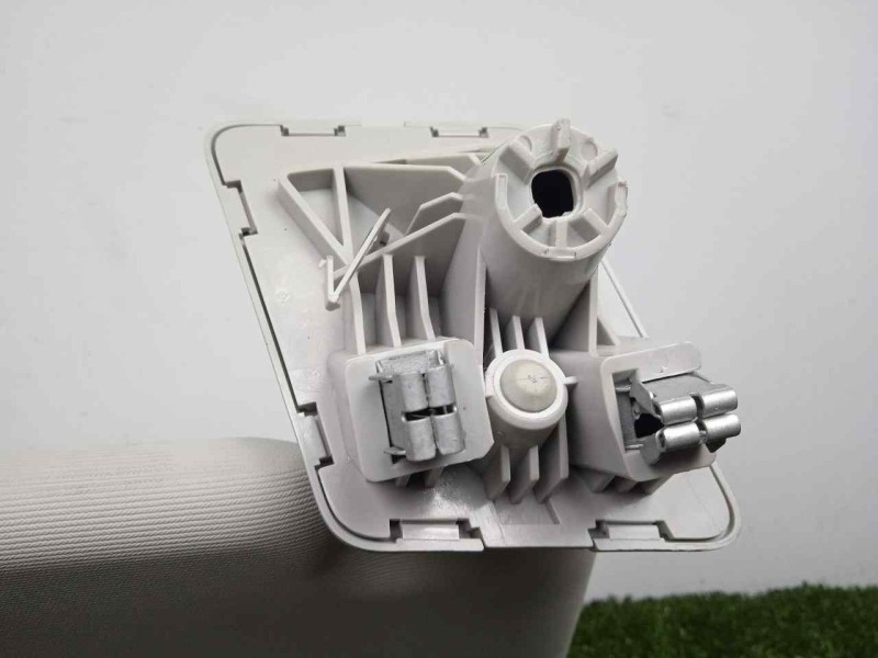 Recambio de parasol derecho para man tge kasten (uy) 2.0 tdi referencia OEM IAM 7C0857552BF-7C0857020  