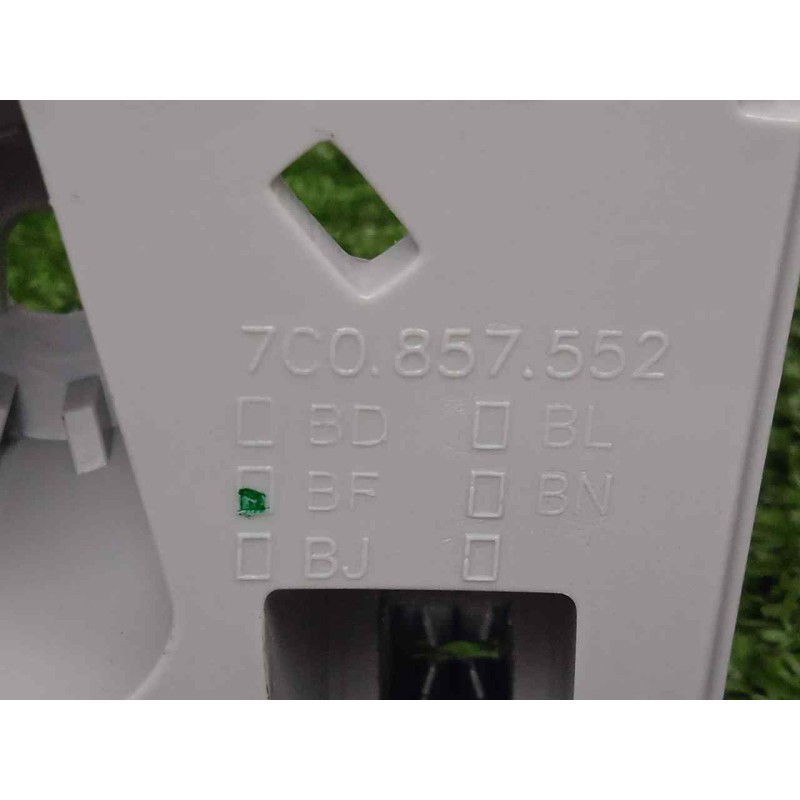 Recambio de parasol derecho para man tge kasten (uy) 2.0 tdi referencia OEM IAM 7C0857552BF-7C0857020  